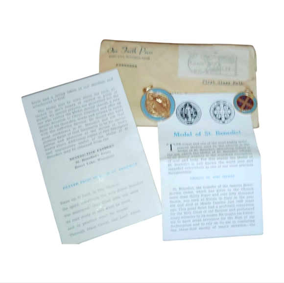 New 1973 Gold and Blue St. Benedict Medals In Original Packaging - Picture 2 of 9